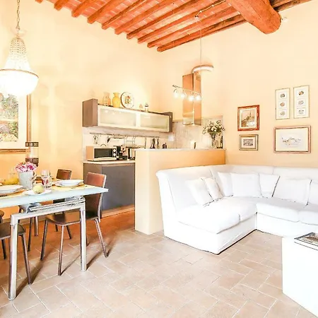 Apartment Guinigi With Private Courtyard Lucca